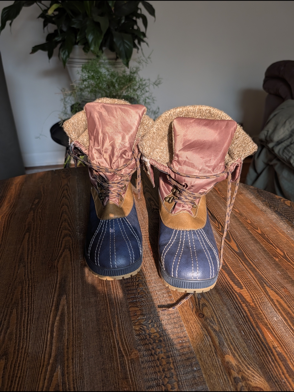 London Fog Insulated Navy and Brown Winter Boots - Cozy Lined Outdoor Style